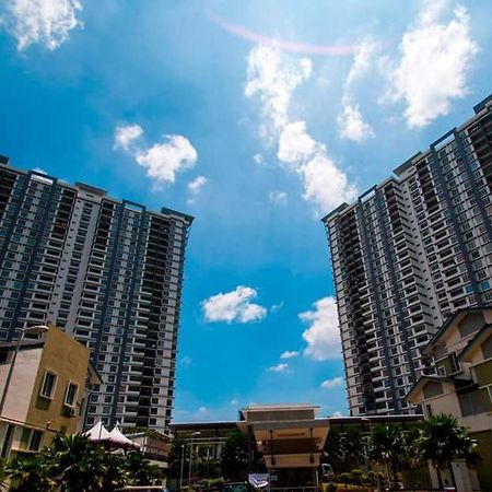 Penaga Condominium Batu Caves Exterior photo