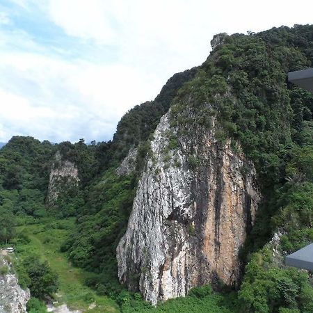 Penaga Condominium Batu Caves Exterior photo